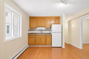 380 Sheridan St, Westbury, NY 11590 - Photo 22