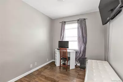 21208 Murdock Avenue, Queens Village, NY 11429 - Photo 12