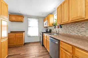 212-08 Murdock Ave, Queens Village, NY 11429 - Photo 8