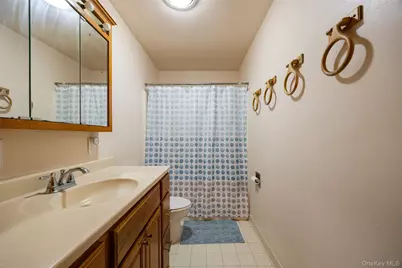 6103 Chelsea Cove N, Hopewell Junction, NY 12533 - Photo 16