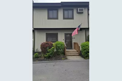6103 Chelsea Cove N, Hopewell Junction, NY 12533 - Photo 1