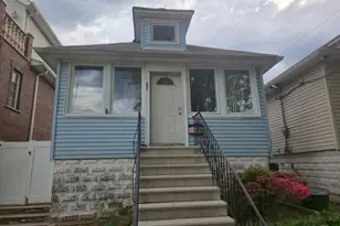 657 Wilcox Ave, Bronx, NY 10465 - Photo 1