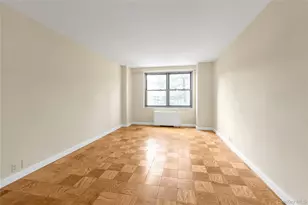 70-25 Yellowstone Blvd, Forest Hills, NY 11375 - Photo 12
