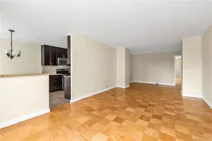 70-25 Yellowstone Blvd, Forest Hills, NY 11375 - Photo 4