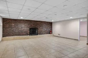 68B Graywood, Port Washington, NY 11050 - Photo 24