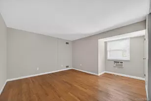 68B Graywood, Port Washington, NY 11050 - Photo 20