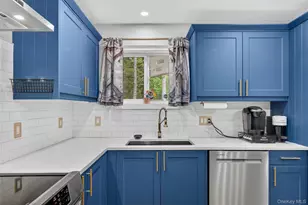 12 Ronnie Ln, Poughkeepsie, NY 12601 - Photo 10