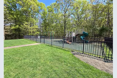 460 Old Town Road #3K, Port Jefferson Station, NY 11776 - Photo 14