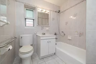 147-84 6th Ave, Whitestone, NY 11357 - Photo 18