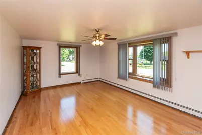 140 Elm Street, Saugerties, NY 12477 - Photo 8