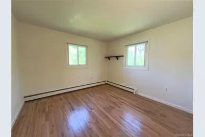 52 Holt Road, Hyde Park, NY 12538 - Photo 10
