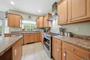 16 Plymouth Ln, Rock Hill, NY 12775 - Photo 8