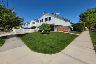 90-17 165th Ave, Howard Beach, NY 11414 - Photo 26