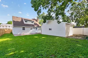 48 Locust St, Westbury, NY 11590 - Photo 22