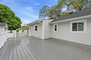 609 Montauk Hwy, Oakdale, NY 11769 - Photo 14