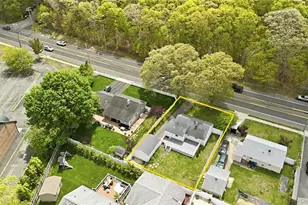 609 Montauk Hwy, Oakdale, NY 11769 - Photo 18