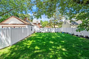 15 Maine Ave, Rockville Centre, NY 11570 - Photo 30