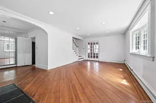 15 Maine Ave, Rockville Centre, NY 11570 - Photo 4