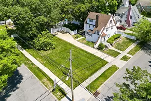 15 Maine Ave, Rockville Centre, NY 11570 - Photo 36