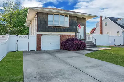413 N Broadway, Lindenhurst, NY 11757 - Photo 1