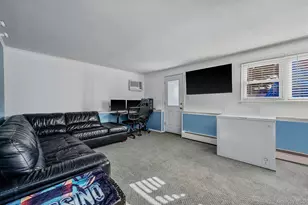 413 N Broadway, Lindenhurst, NY 11757 - Photo 24