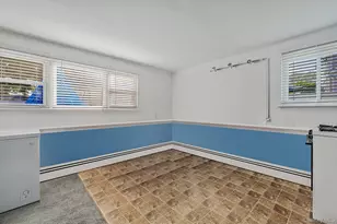 413 N Broadway, Lindenhurst, NY 11757 - Photo 28