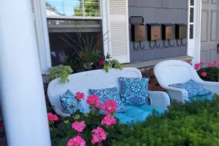 43 Doxbury Ln, Suffern, NY 10901 - Photo 2