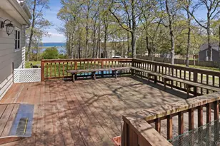 32 Red Creek Rd, Hampton Bays, NY 11946 - Photo 4