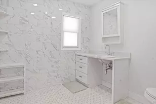 32 Red Creek Rd, Hampton Bays, NY 11946 - Photo 16