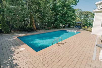 32 Red Creek Road, Hampton Bays, NY 11946 - Photo 16