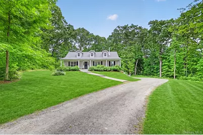 636 Gardnertown Road, Newburgh, NY 12550 - Photo 2