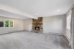 24 Biltmore Ave Ext, Oakdale, NY 11769 - Photo 34