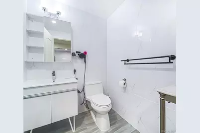144-27 Sanford Avenue #6O, Flushing, NY 11355 - Photo 8