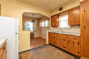 172-15 Effington Ave, Flushing, NY 11358 - Photo 8