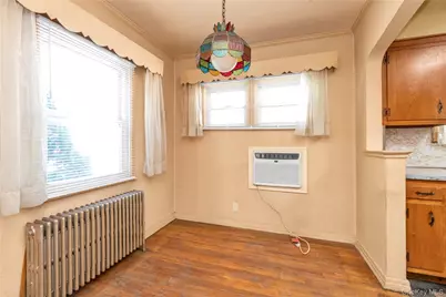 172-15 Effington Avenue, Flushing, NY 11358 - Photo 6