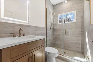 10 Lee Pl, Old Bethpage, NY 11804 - Photo 22