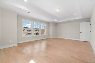 10 Lee Pl, Old Bethpage, NY 11804 - Photo 26