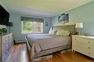 183 Farber Dr, West Babylon, NY 11704 - Photo 6