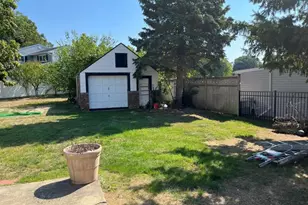 1539 Park Ave, Merrick, NY 11566 - Photo 16