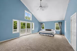131 Red Creek Rd, Hampton Bays, NY 11946 - Photo 26