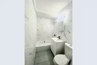 13317 Sanford Avenue #2J, Flushing, NY 11355 - Photo 8