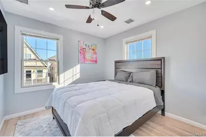 68 Brookline Avenue #Upper, Long Beach, NY 11561 - Photo 10