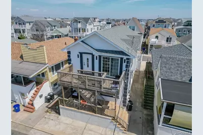 68 Brookline Avenue #Upper, Long Beach, NY 11561 - Photo 16