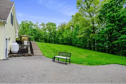 24 Muscoot Road E, Mahopac, NY 10541 - Photo 36