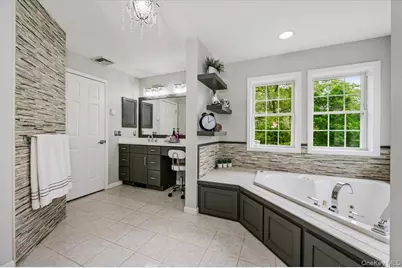 24 Muscoot Road E, Mahopac, NY 10541 - Photo 22