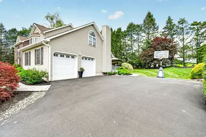 105 Jessica Court, Cornwall, NY 12518 - Photo 4