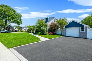 6 Lake Ave, Merrick, NY 11566 - Photo 4