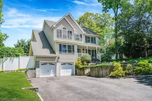 9 St James Dr, Sound Beach, NY 11789 - Photo 2