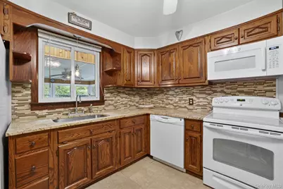 2683 Quaker Church Road, Yorktown Heights, NY 10598 - Photo 6
