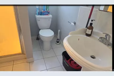 33 Hilliard Avenue, Central Islip, NY 11722 - Photo 14